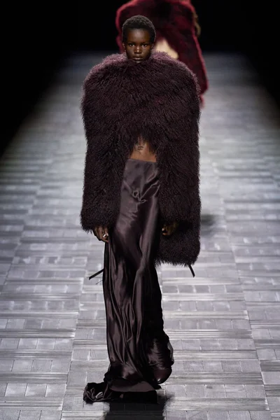 Look 22